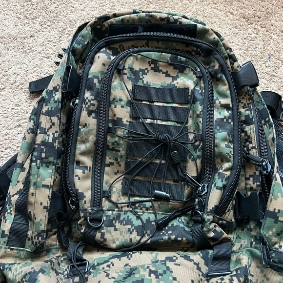 Tactical Backpack - Picture 4 of 5